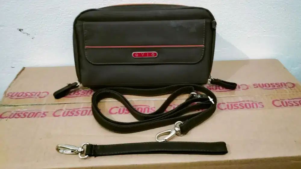 TAS slempang wanita (Bandung)