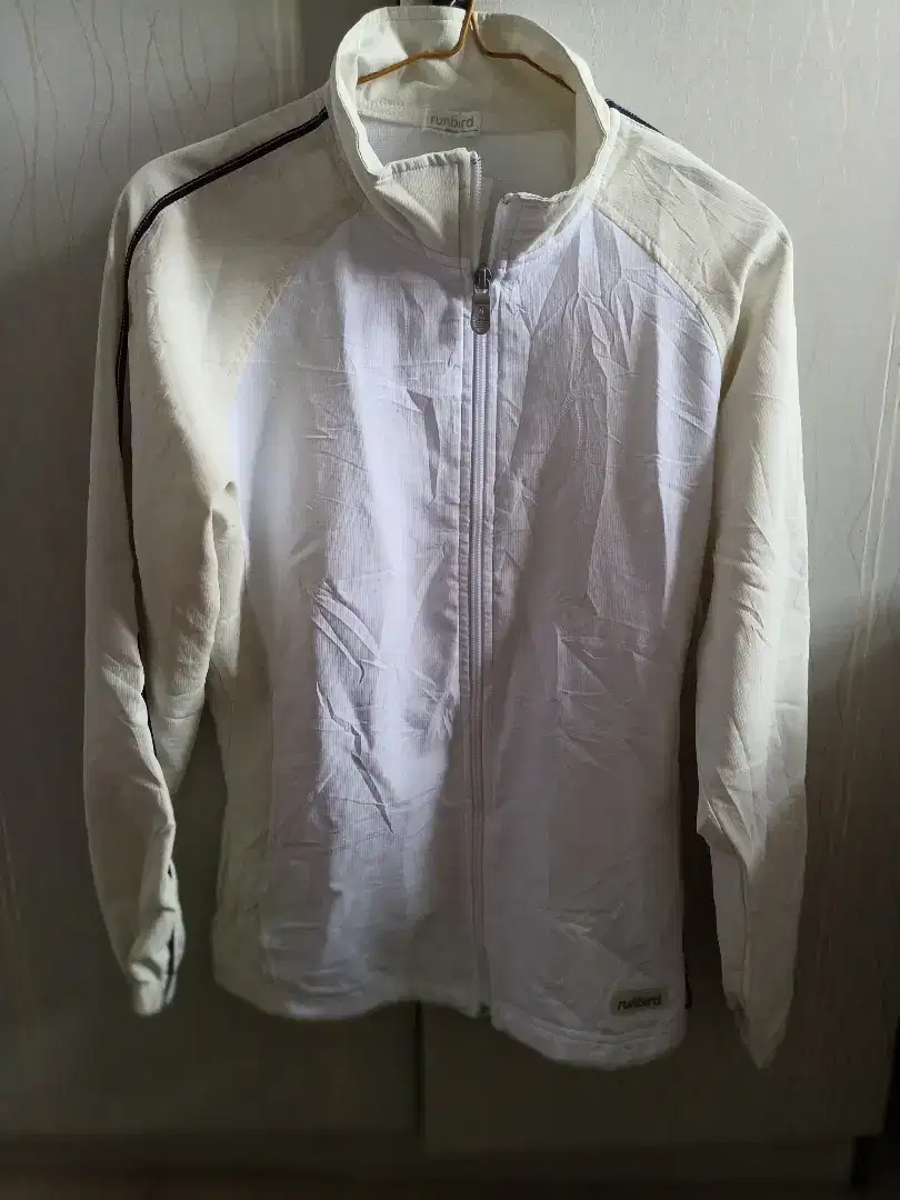 Jaket runbird by Mizuno original second import