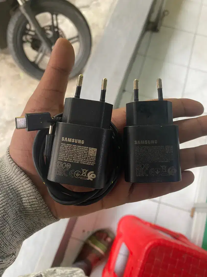 Charger samsung 25wat original bawaan hp 100% ori