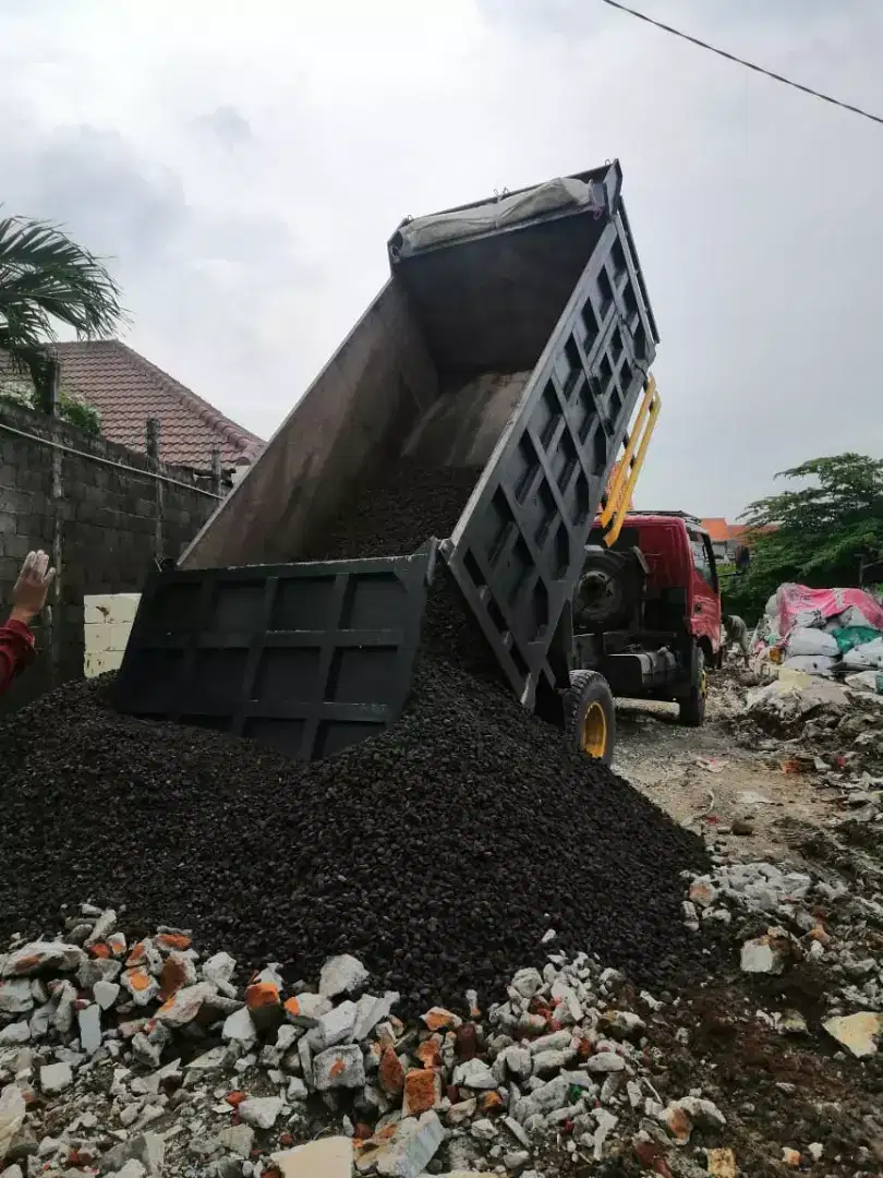 Pasir gak boros semen, sirtu urug, tanah taman, koral, bata merah mrh