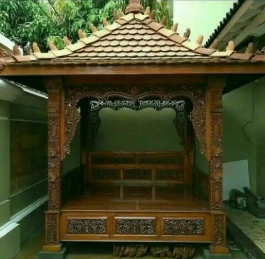 gazebo ukir kayu jati tua