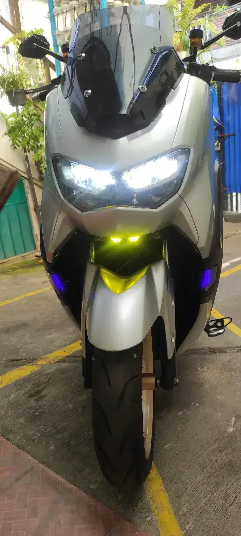 NEW NMAX ABS connected 2021 Silver
