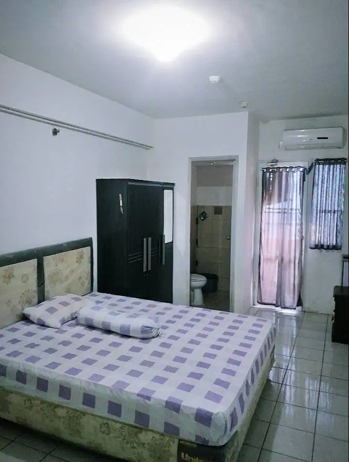 Disewakan Apart Studio Green Pramuka Semi Furnished