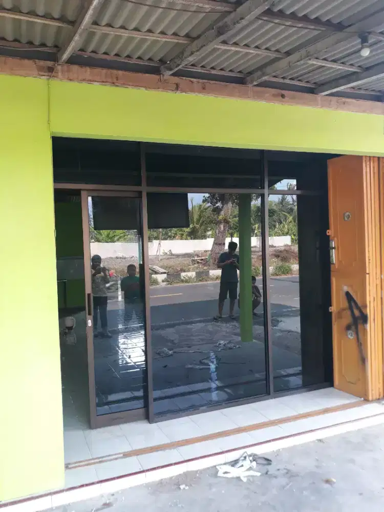 Kusen pintu partisi kaca murah almunium