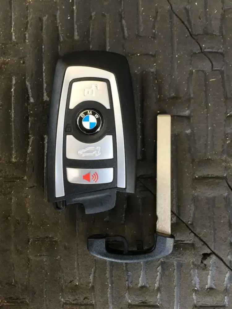 Duplikat kunci Ford , Chevrolet , Mazda , BMW , Mercedez Benz