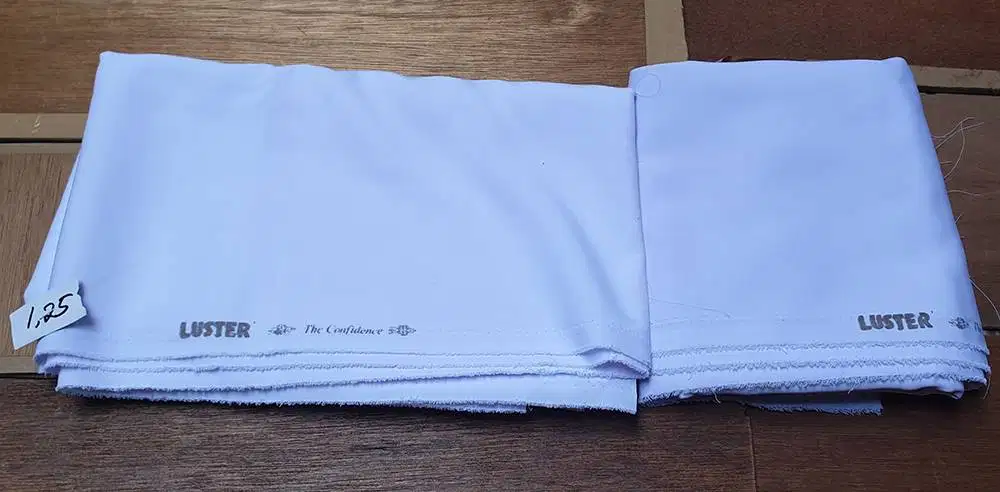 Kain Celana Luster Pria Putih