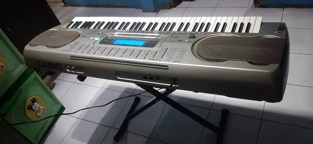 Keyboard casio WK 3200 ( 7 oktap)