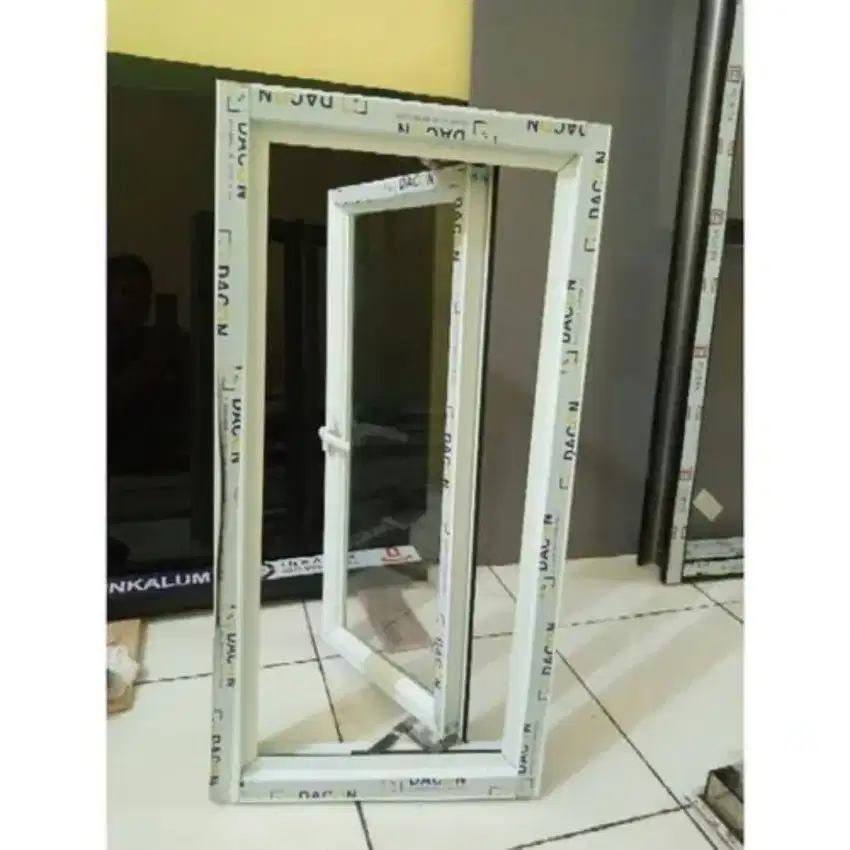 Jual kusen pintu satu dan pintu dua dari bahan aluminium dan kayu