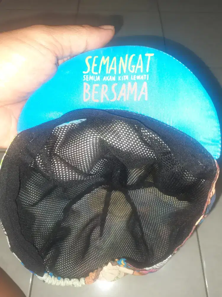 topi sepeda / lari  LUMPAT