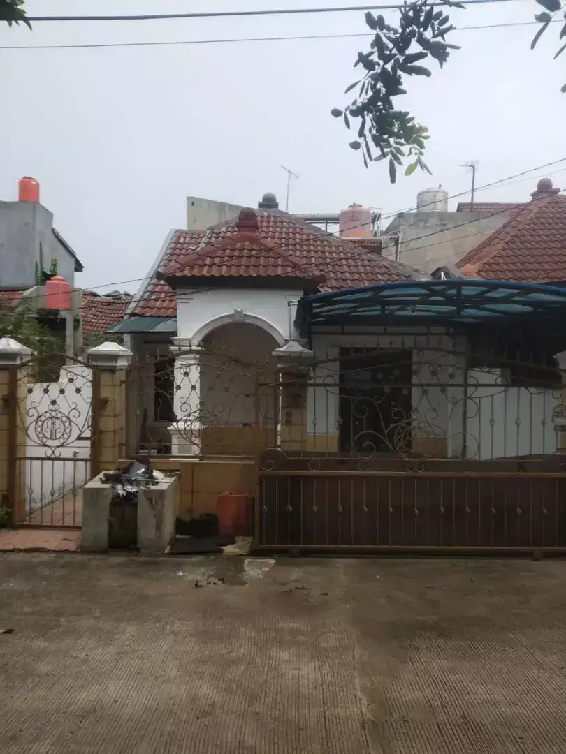 Rumah dijual cepat 1 1/2 lt. Taman kenari jagorawi. Citereup Cibinong