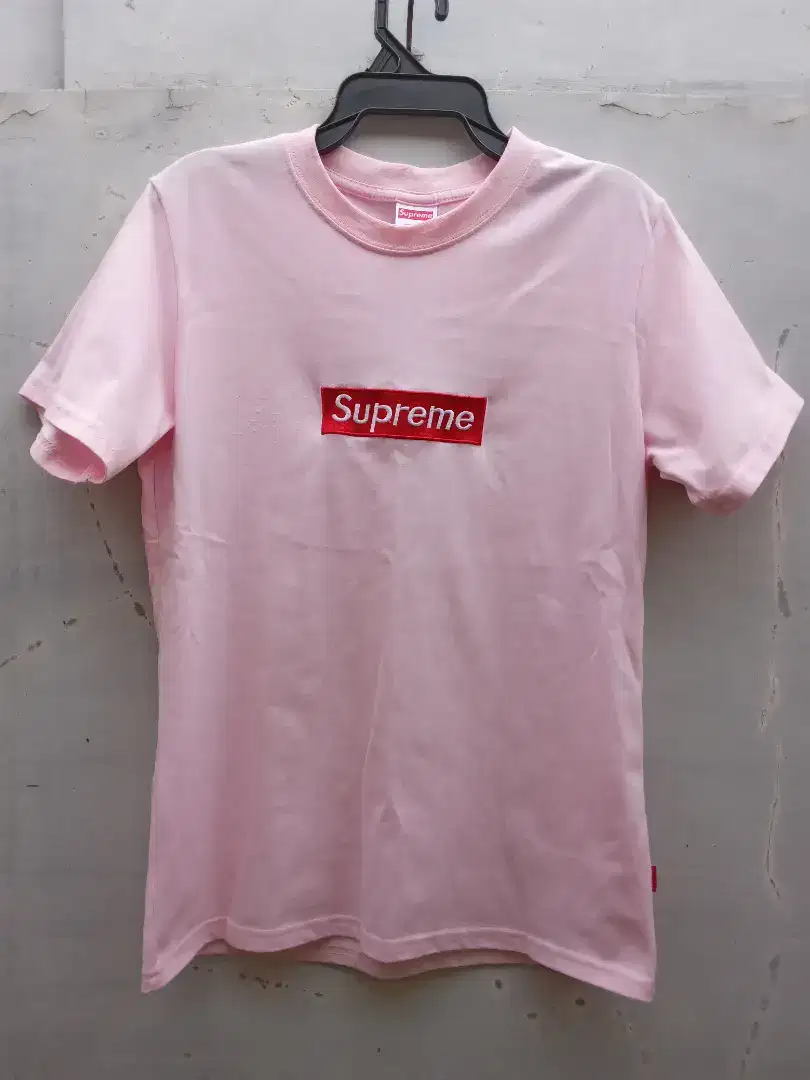 Kaos Supreme original Size wanita