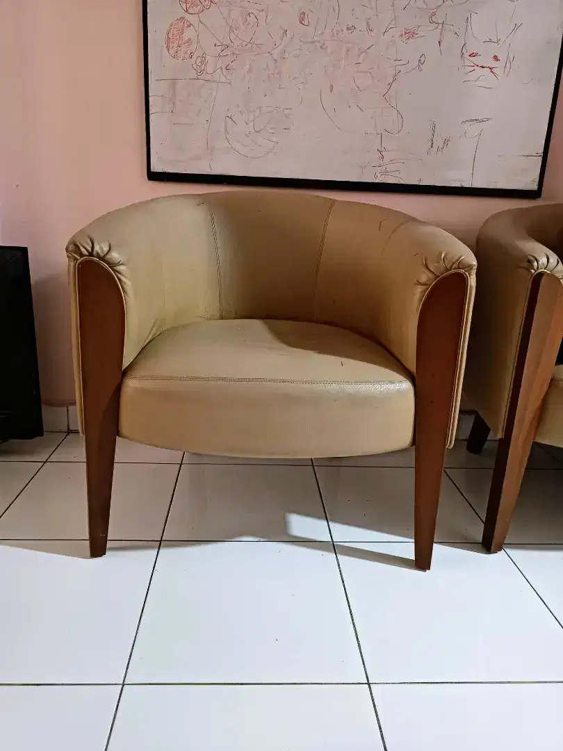 Set club / lounge / armchair kayu good condition milik pribadi