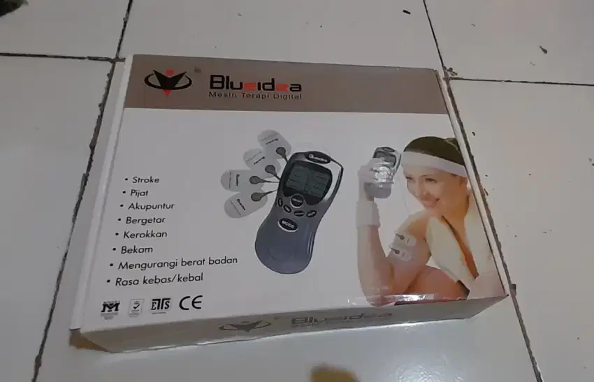 Yg php minggir, Alat pijit therapy reflexi digital