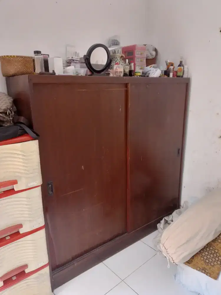Lemari 2 Sliding pintu Kayu Jati