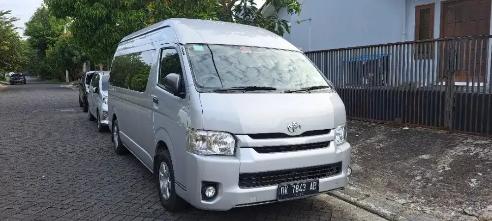 Rental Bus Harian dan Bulanan