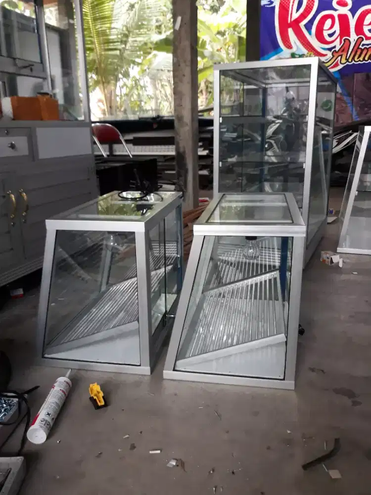 Etalase penghangat gorengan tetep kriuk gratis lampu tinggal pakai