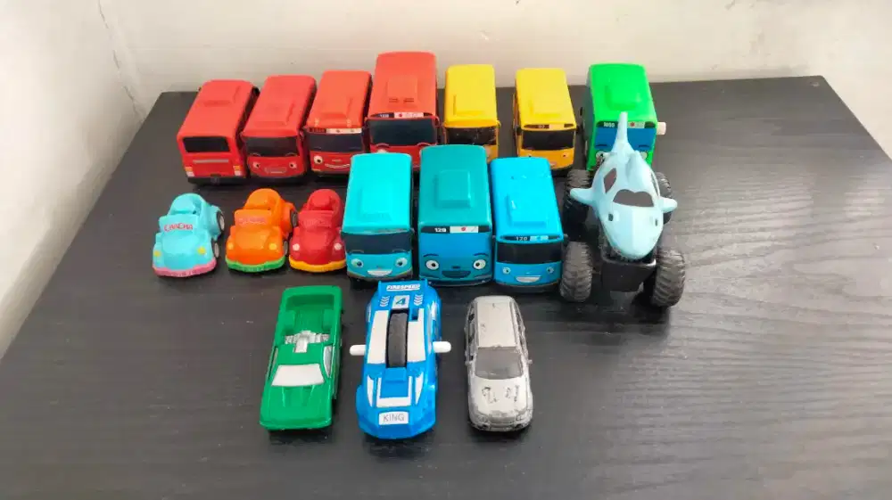 Mainan diecast mobil plastik junk