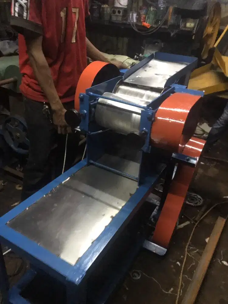 Mesin Mie Pangsit/ayam