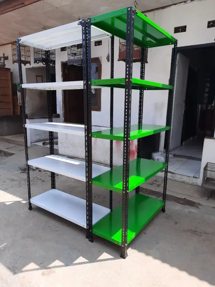 rak besi warna hijau nya bos ku