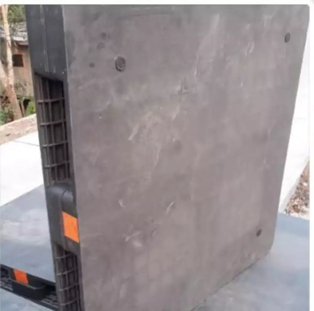 Palet plastik berat&;flat kapasitas 4 ton