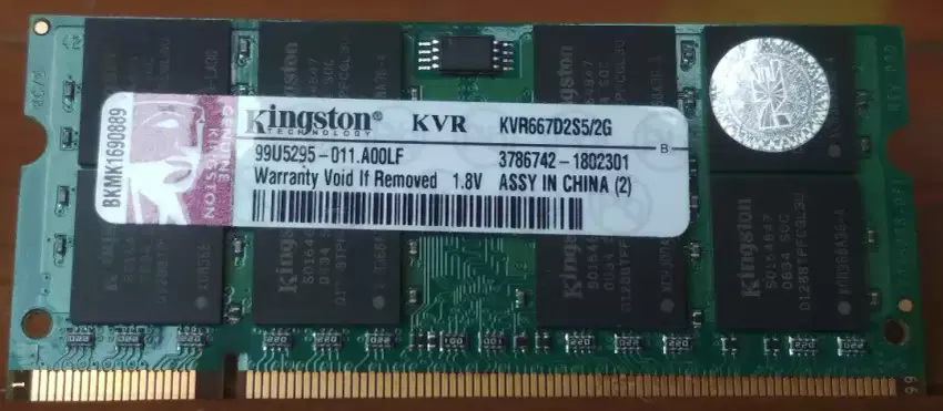 Kingston KVR667D2S5 SODIMM DDR2 2GB 667 MHz PC2-5300 laptop notebook