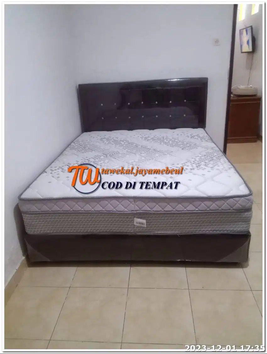 SPRINGBED CENTRAL PILLOWTOP TEBAL 33CM GARANSI 10 THN SET DIVAN