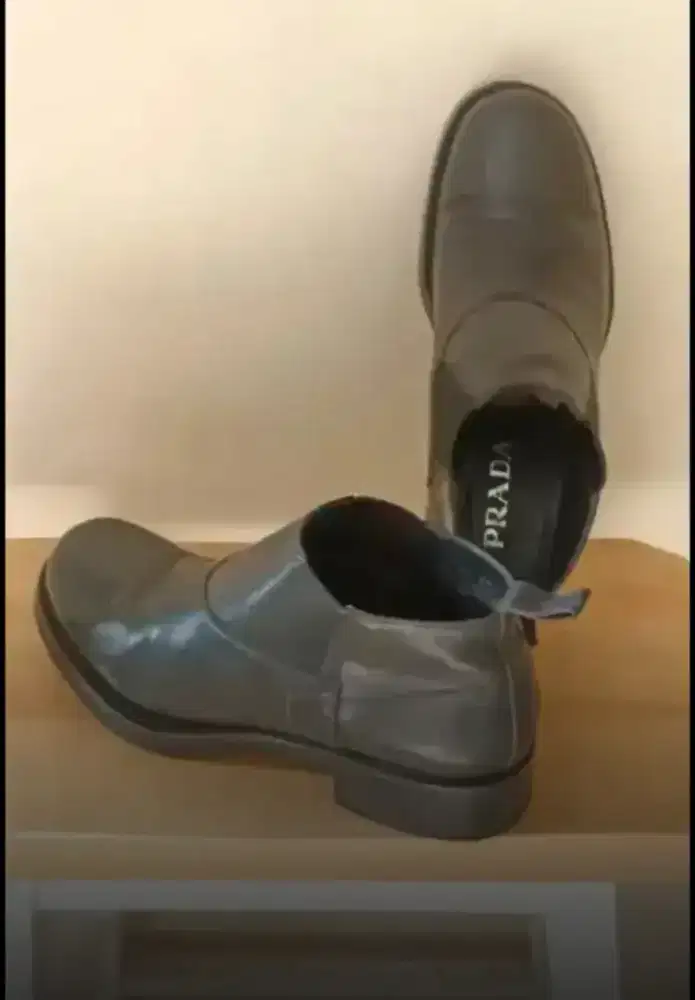 Sepatu Kulit Pria. Merk GUCCI