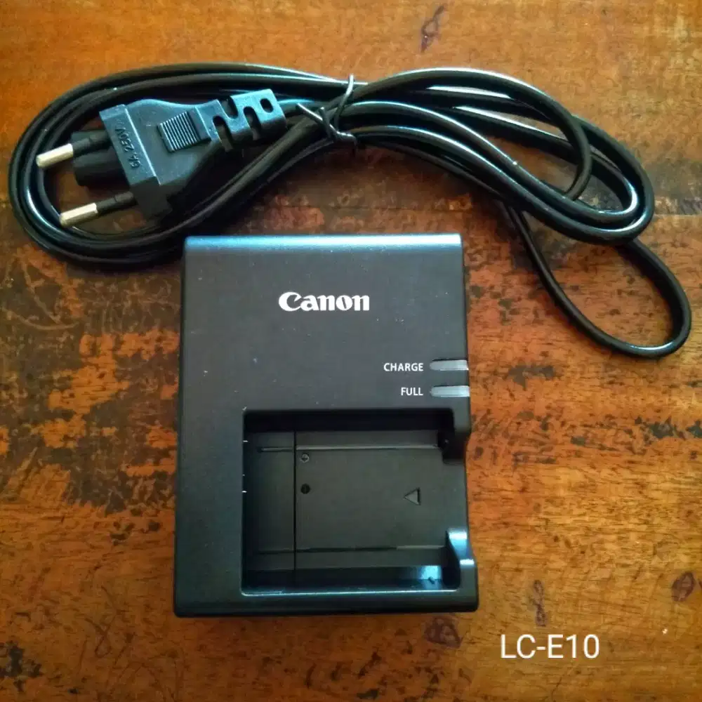 Carger canon 1100D (LC-E10)