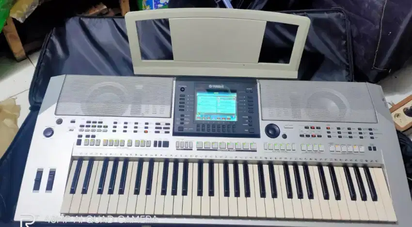 Keyboard dan piano