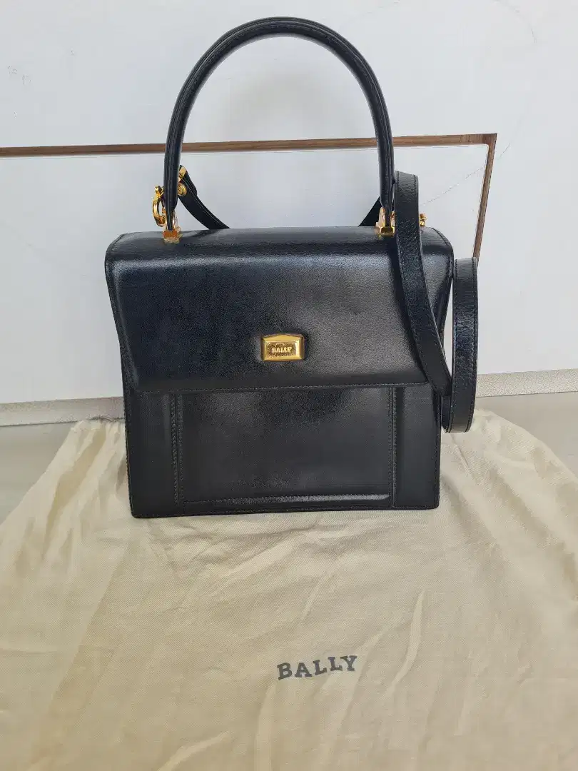 Tas Bally Hand Bag Black Leather Mulus