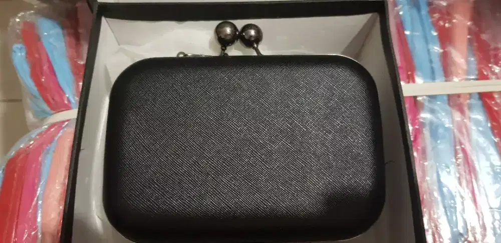 Tas pesta channel manik