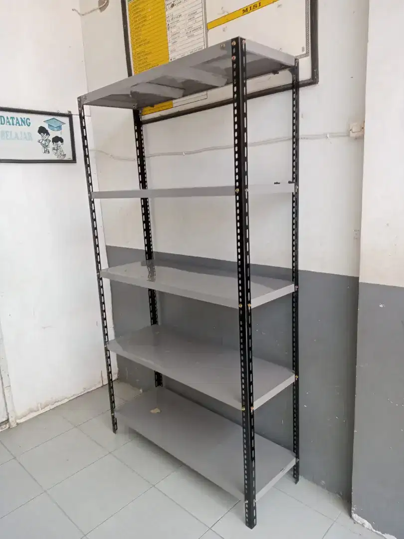 RAK BESI SIKU HASIL KARYA SENDIRI