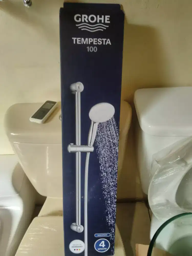 Real seat/shower mndi tiang merk GROHE