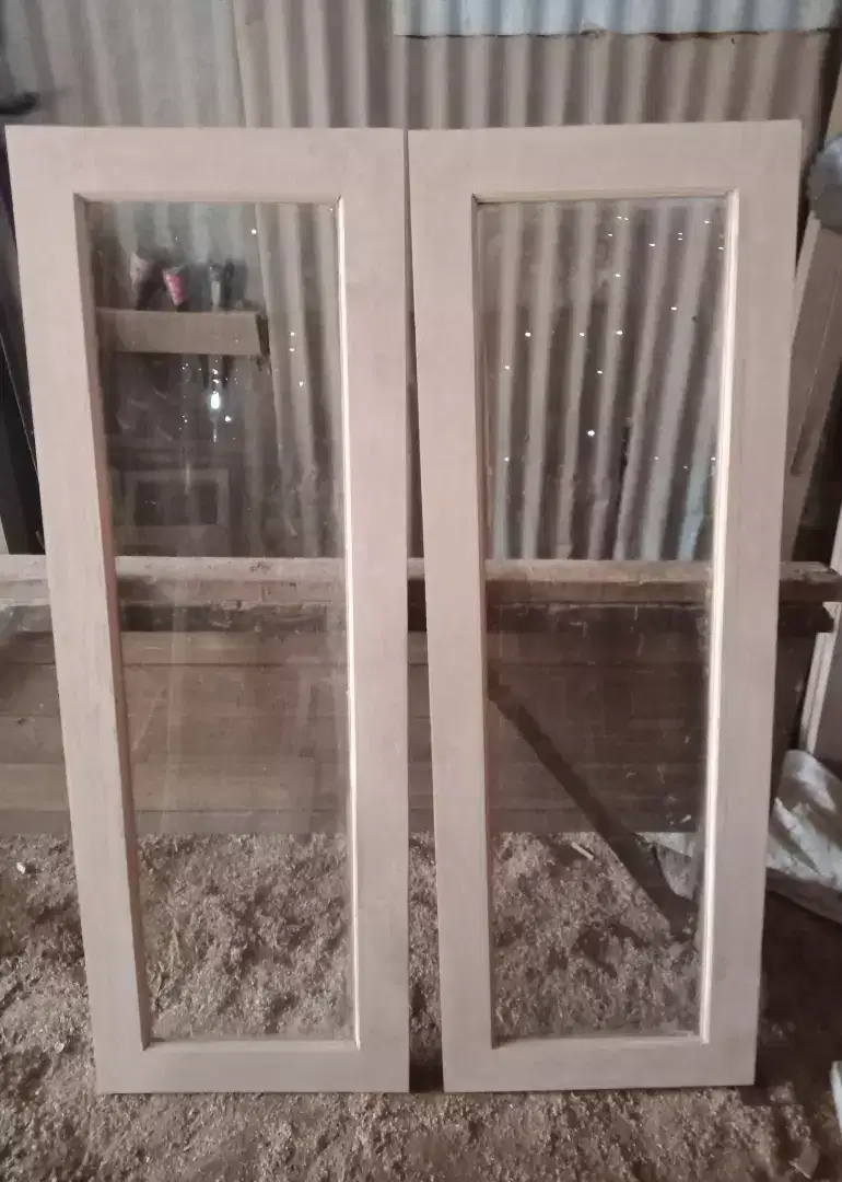 Kusen bahan kayu Kalimantan bekas bongkaran jadi produk baru
