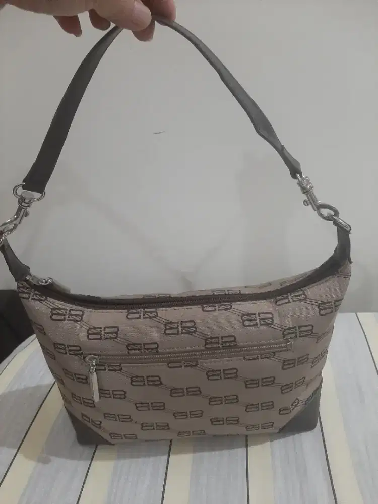 Tas Balenciaga cantik