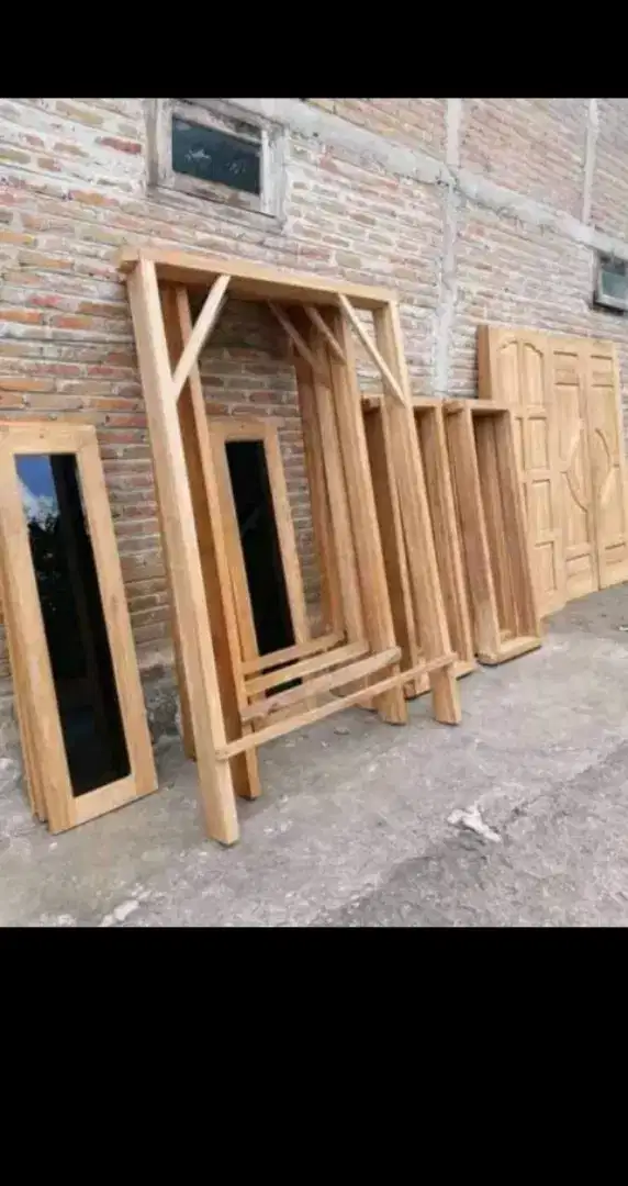 Pintu,kusen,jendela harga sangat terjangkau.