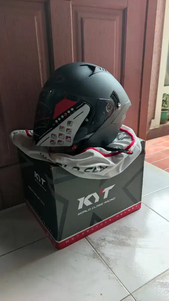 KYT NFJ Anthracite uk L