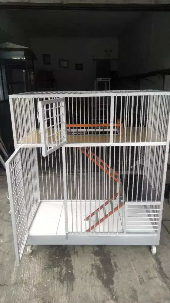 Tempahan kandang aluminium