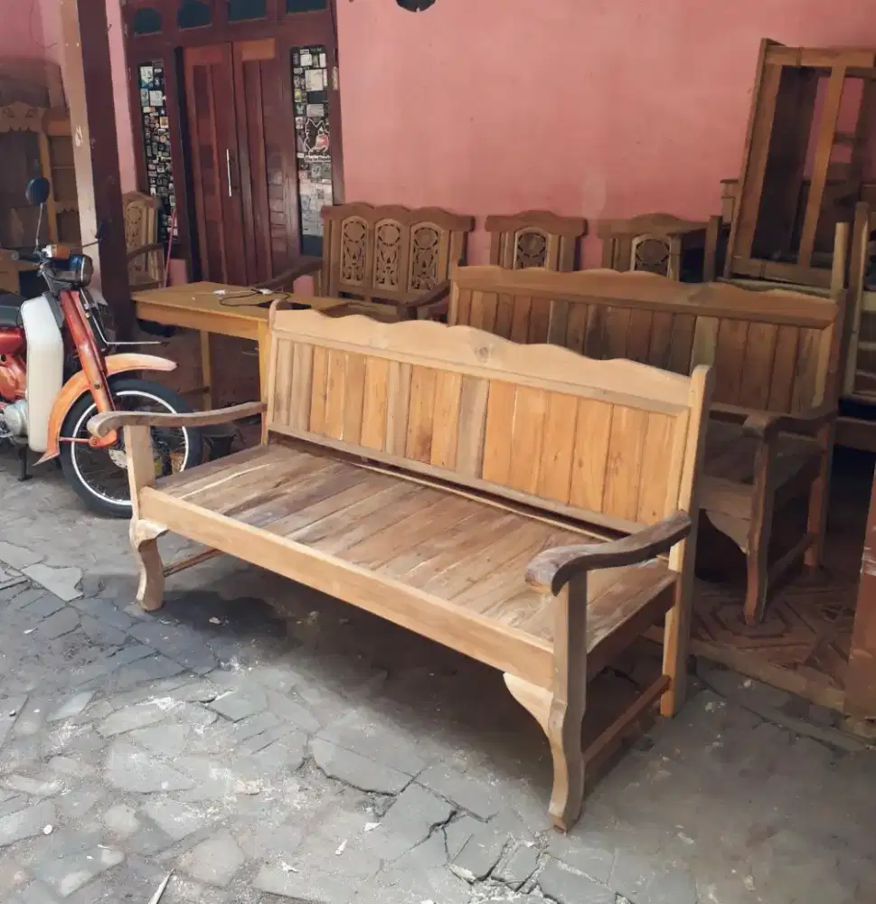 Kursi panjang sandaran lincak kursi teras kursi tunggu kursi akasia