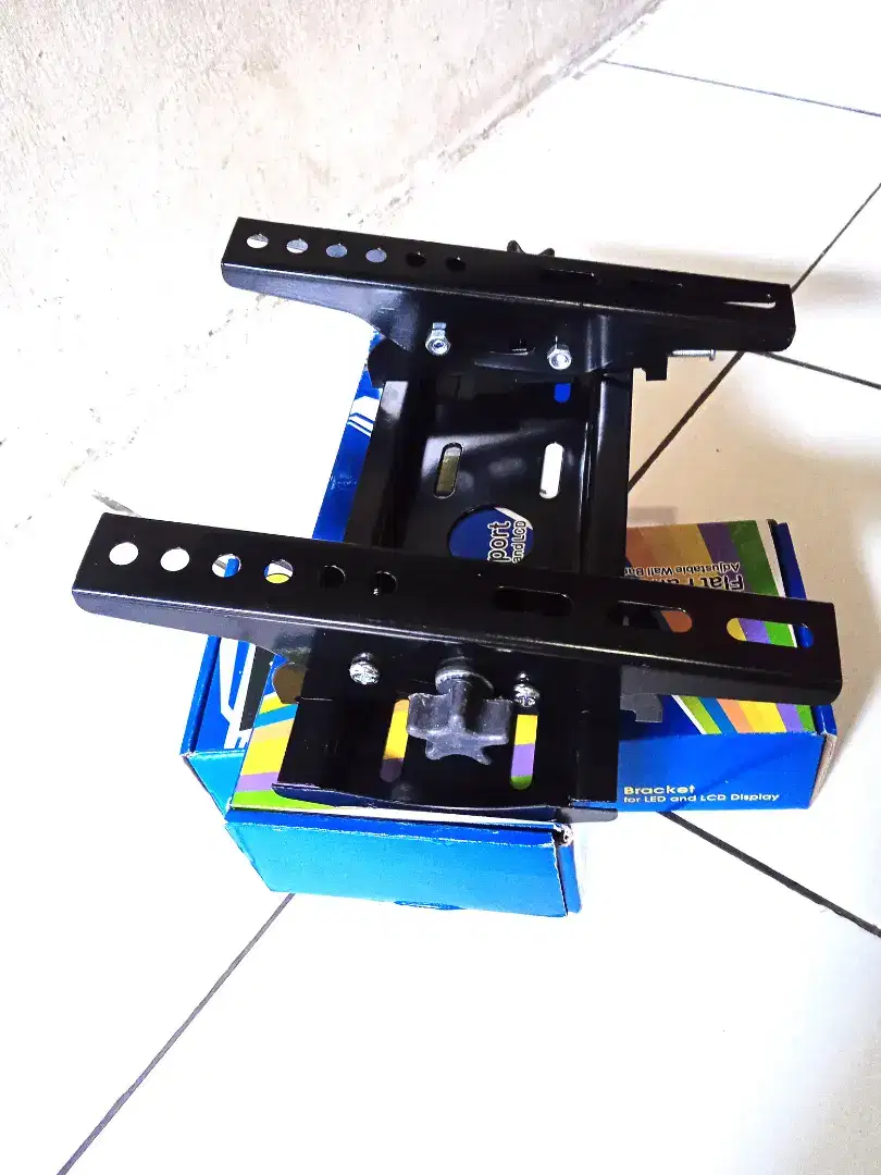 BRACKET TV LED LCD GRATIS PASANG