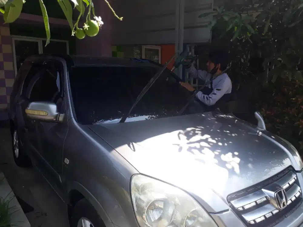 tersedia kaca film mobil hitam atau silver