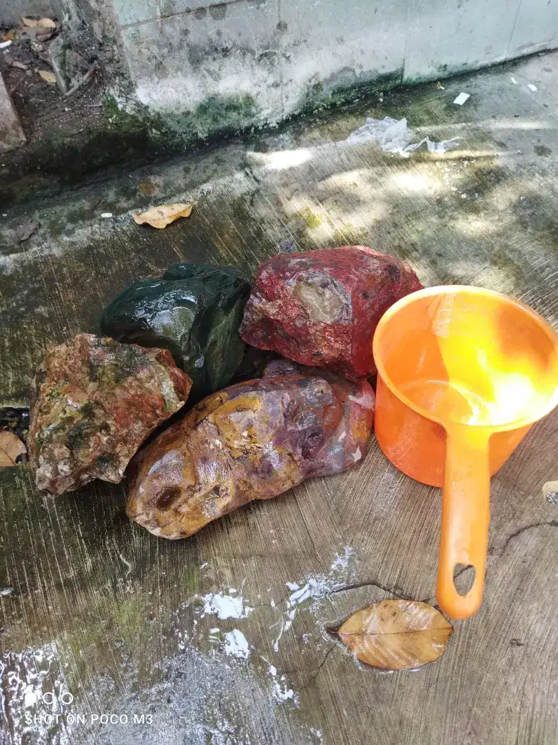 Bahan batu akik berbagai jenis