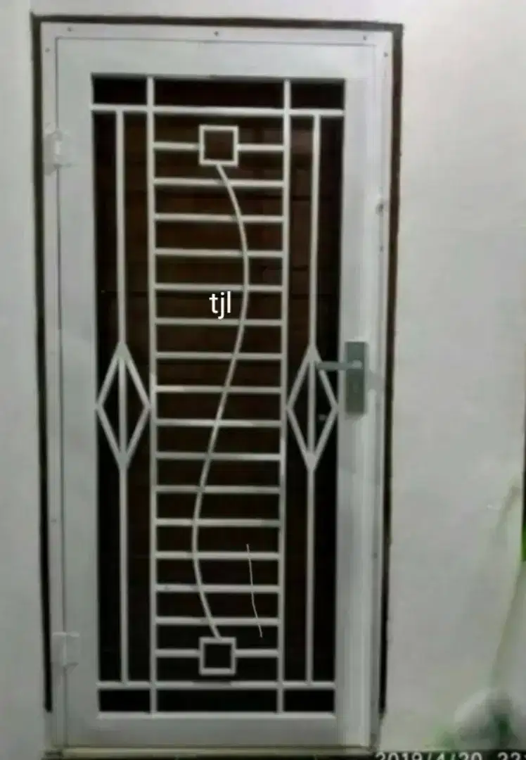 pintu teralis model terbaru tjl