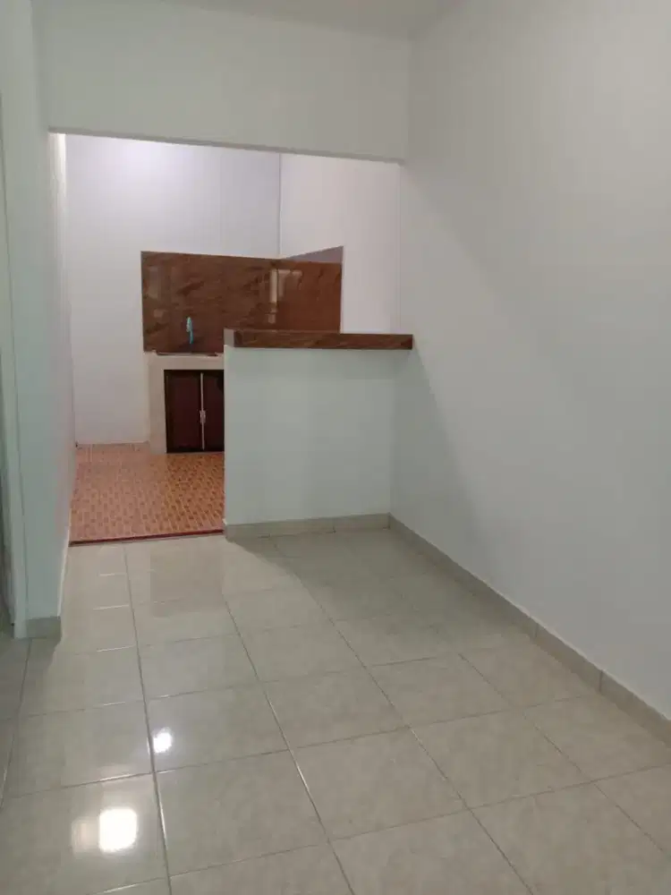 Rumah dijual di Viktor Tangerang selatan