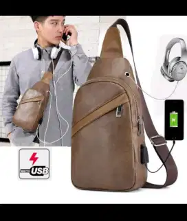 Tas Selempang Kulit Pria Sling Bag USB Port + Earphone Hole