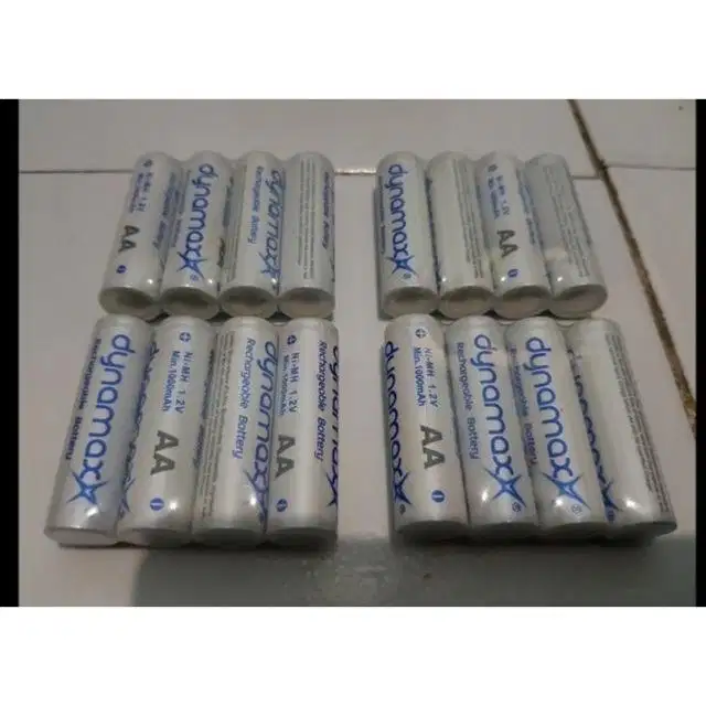 Batre Baterai Charge Cas Rechargeable Dynamax AA