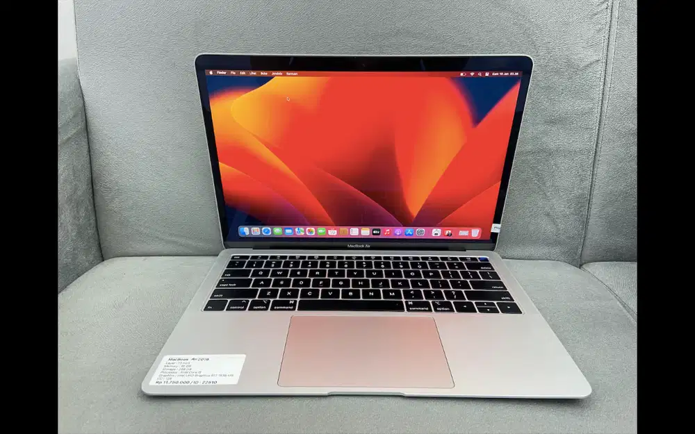 MACBOOK AIR 2019 RAM 16/256 GB i5