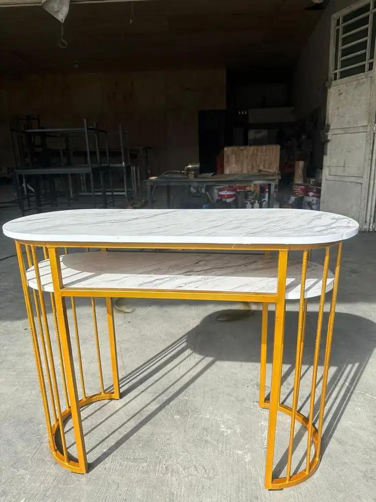 Meja nailart salon mewah