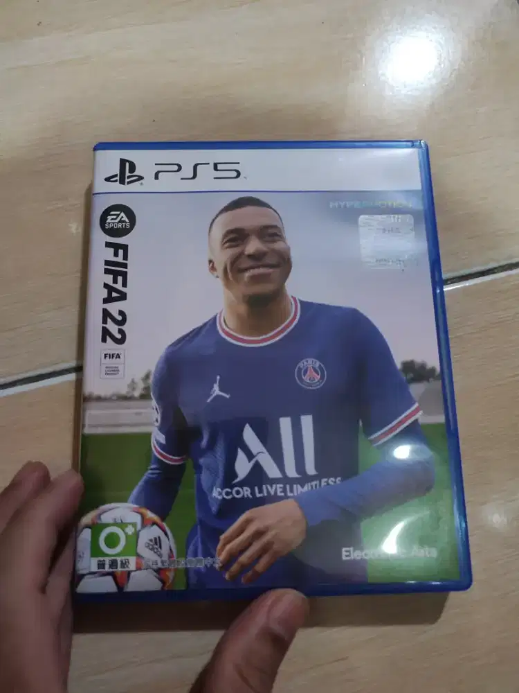 BD FIFA 22 PS5 LENGKAP DG DLC, LIKE NEW
