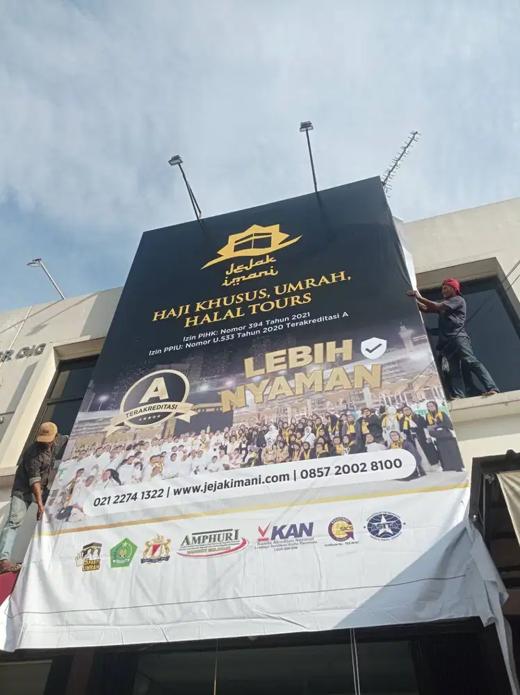 papan iklan reklame billboard plang rambu